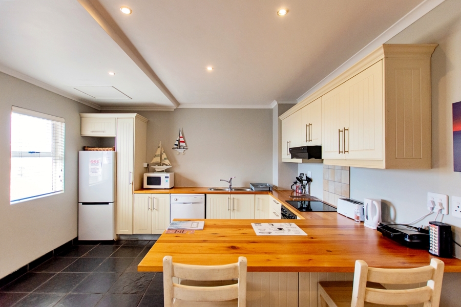 9 Bedroom Property for Sale in Shelley Point Western Cape